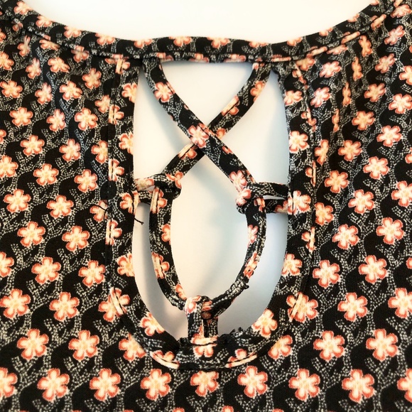 Max Studio A-Line Dress Size: M, EarthTones - Picture 5 of 11